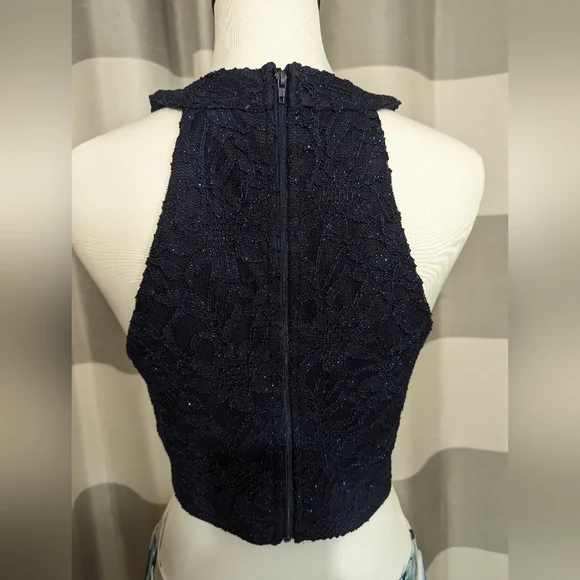 City Studio 2 Piece Lace Peekaboo A-Lined Flyaway Formal Gown W/ Pockets - Picture 6 of 14